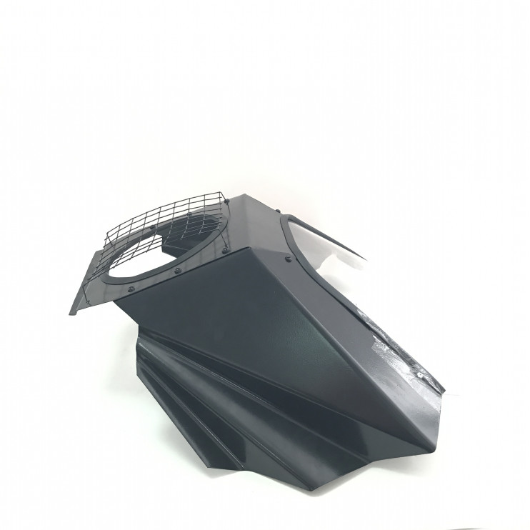 Щиток ветровой 01 с решеткой черный