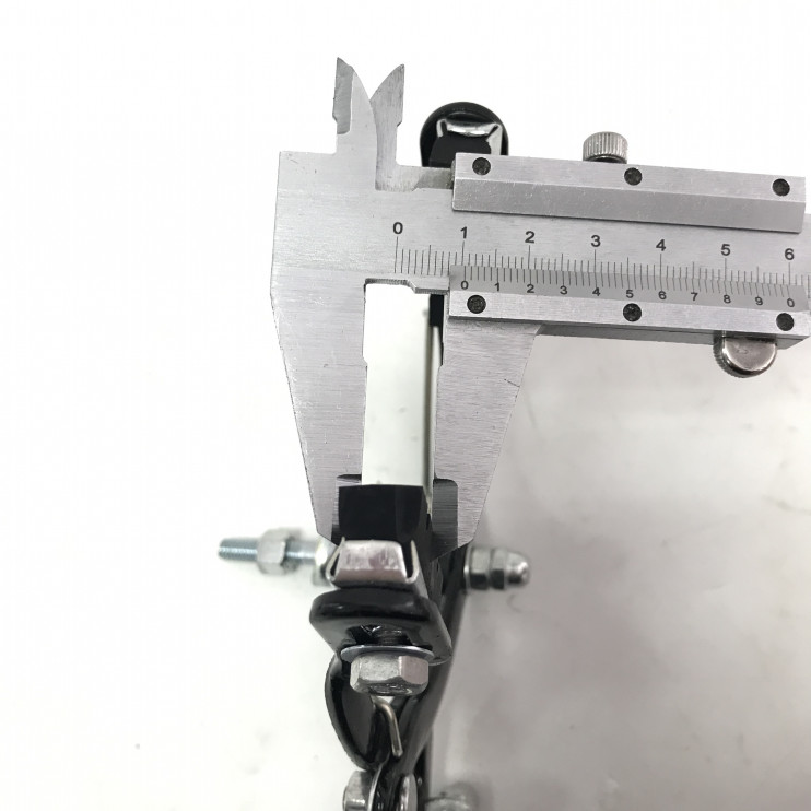 Тормоз ручной клещевой металлический с тросами 28