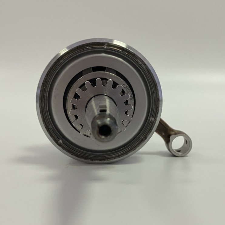 Коленвал 4х такт 50-80 см3 139QMB  (шестерня под маслонасос 16 зубов)