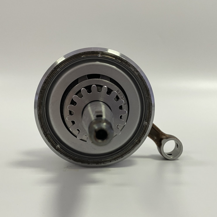 Коленвал 4х такт 50-80 см3 139QMB  (шестерня под маслонасос 16 зубов)