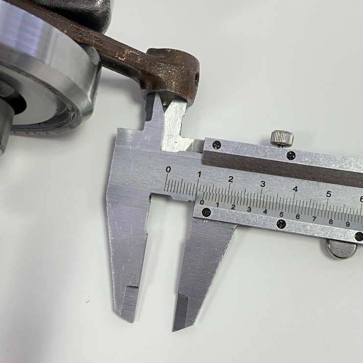 Коленвал 4х такт 50-80 см3 139QMB  (шестерня под маслонасос 16 зубов)