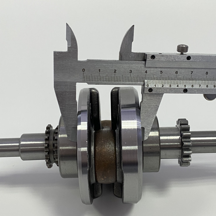 Коленвал 4х такт 50-80 см3 139QMB  (шестерня под маслонасос 16 зубов)