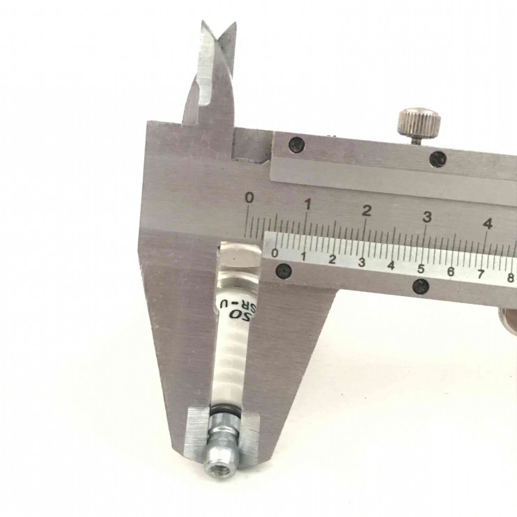 Свеча DENSO W24ESR-U (4033) оригинал Япония (аналог NGK B8ES) (снегоходы Yamaha.Honda.Kawasaki)