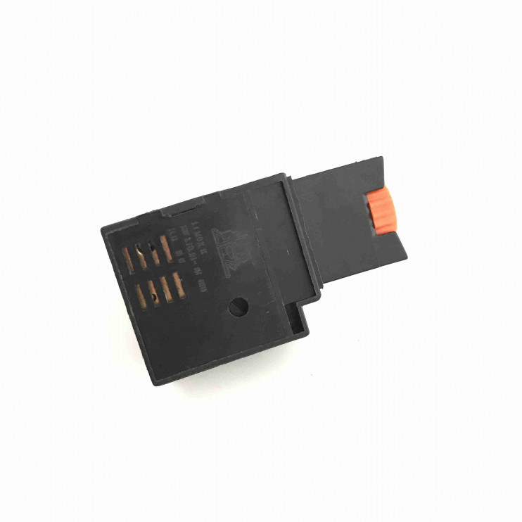 Выключатель 108 кнопка 1М 3.5А