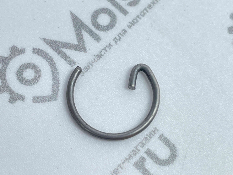 Кольцо Бензопила Урал стопорное поршневого пальца