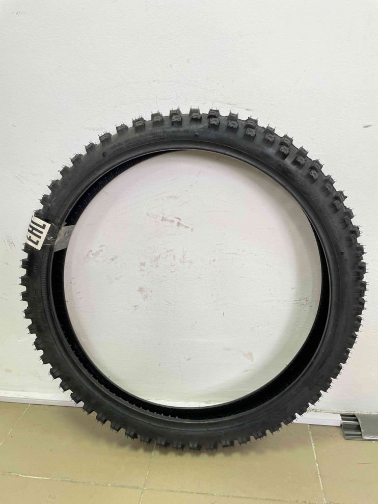 Покрышка 19 70/100 камерная с камерой P88