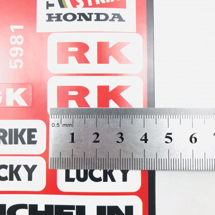 Наклейки 18х22