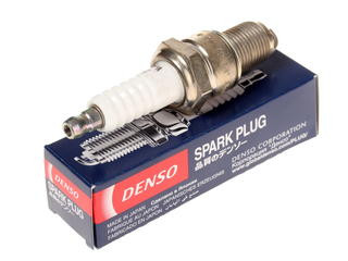 Свеча DENSO W24FS-U10 (6047) оригинал Япония (аналог NGK B8HS-10,лод.моторы Yamaha,Nissan,Suzuki)