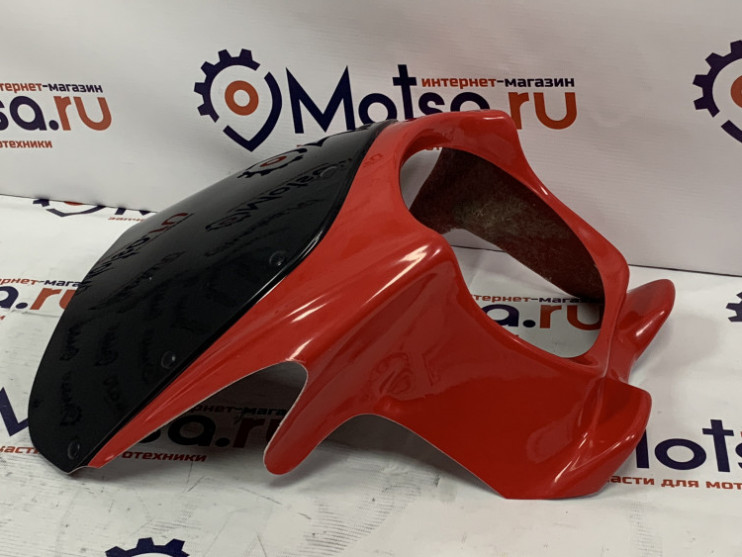 Обтекатель универсальный под круглую фару красный мотоцикл