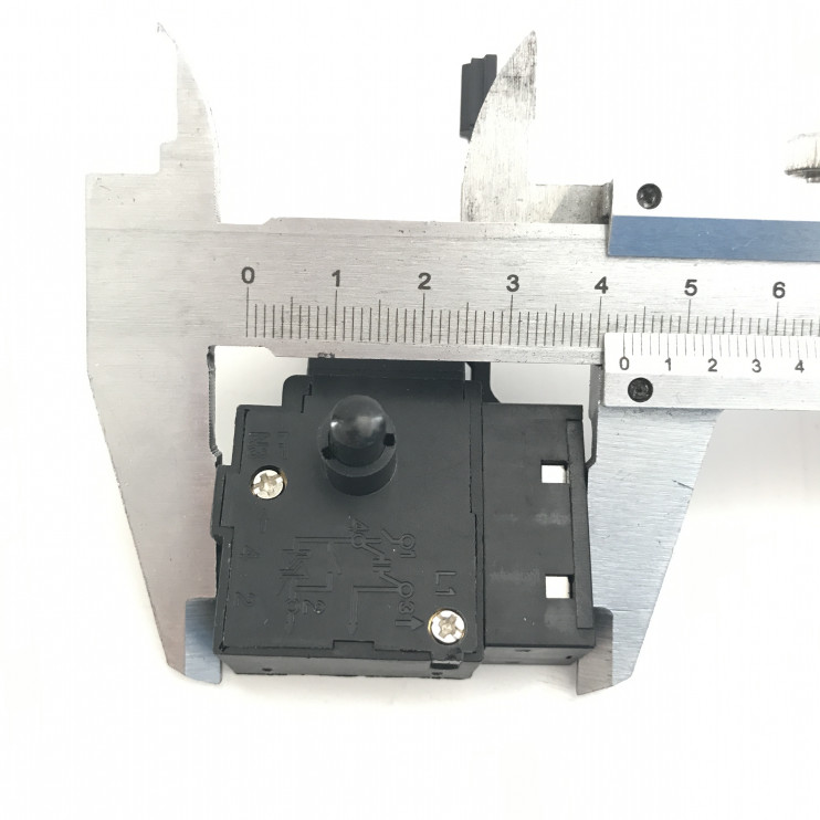 Выключатель 111 кнопка 2М-5А реверс