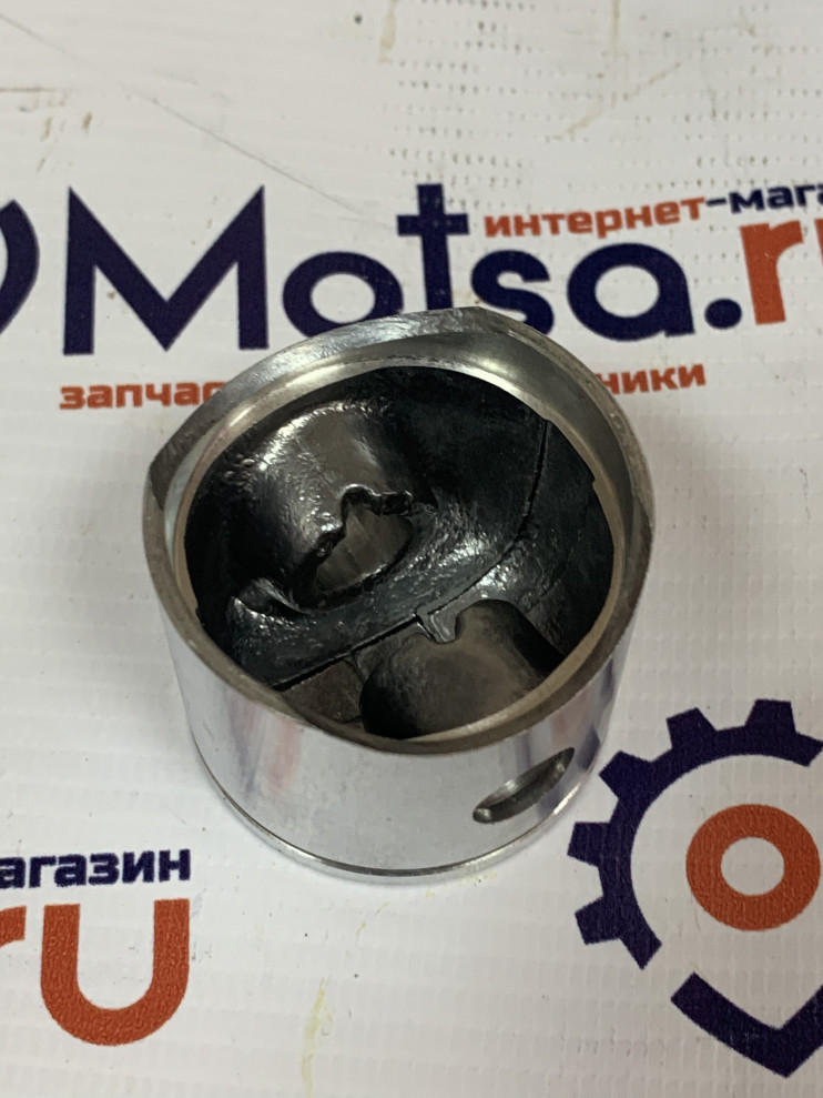 Поршневая группа Husqvarna 141 в сборе 40сс с крышкой коленвала черная