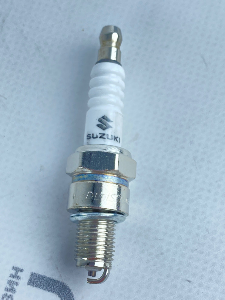 Свеча скутер Suzuki A7TC (аналог NGK C7HSA)