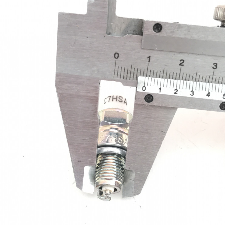 Свеча NGK C7HSA оригинальная (4629) (Delta, Зодиак, Alfa, 4x такт двиг.скутер)