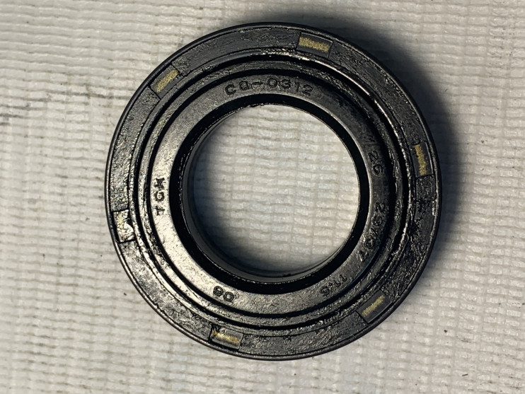 Сальник КПП 25*41*11 мм SR1Z-80Е