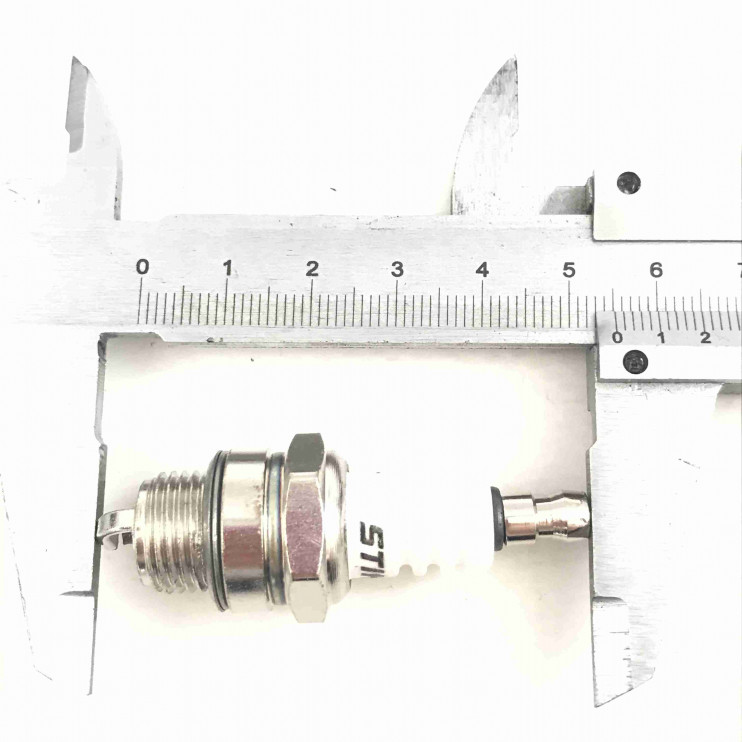 Свеча Stihl L7T бензопила Partner Husqvarna Shtil