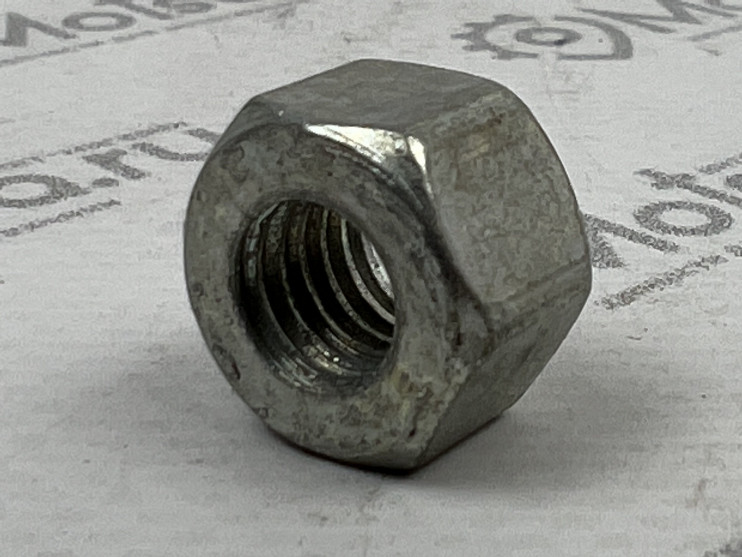 Гайка шпильки цилиндра мотоцикл Минск 3.112-10215