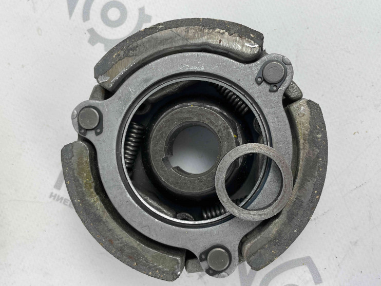 Сцепление центробежное вал 20 мм 428 17 зубов