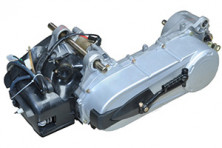 Двигатель Yamaha JOG 90cc 2х такт. (1E50FM, под колесо R10) с карбюратором, катушкой зажигания и реле-регулятором