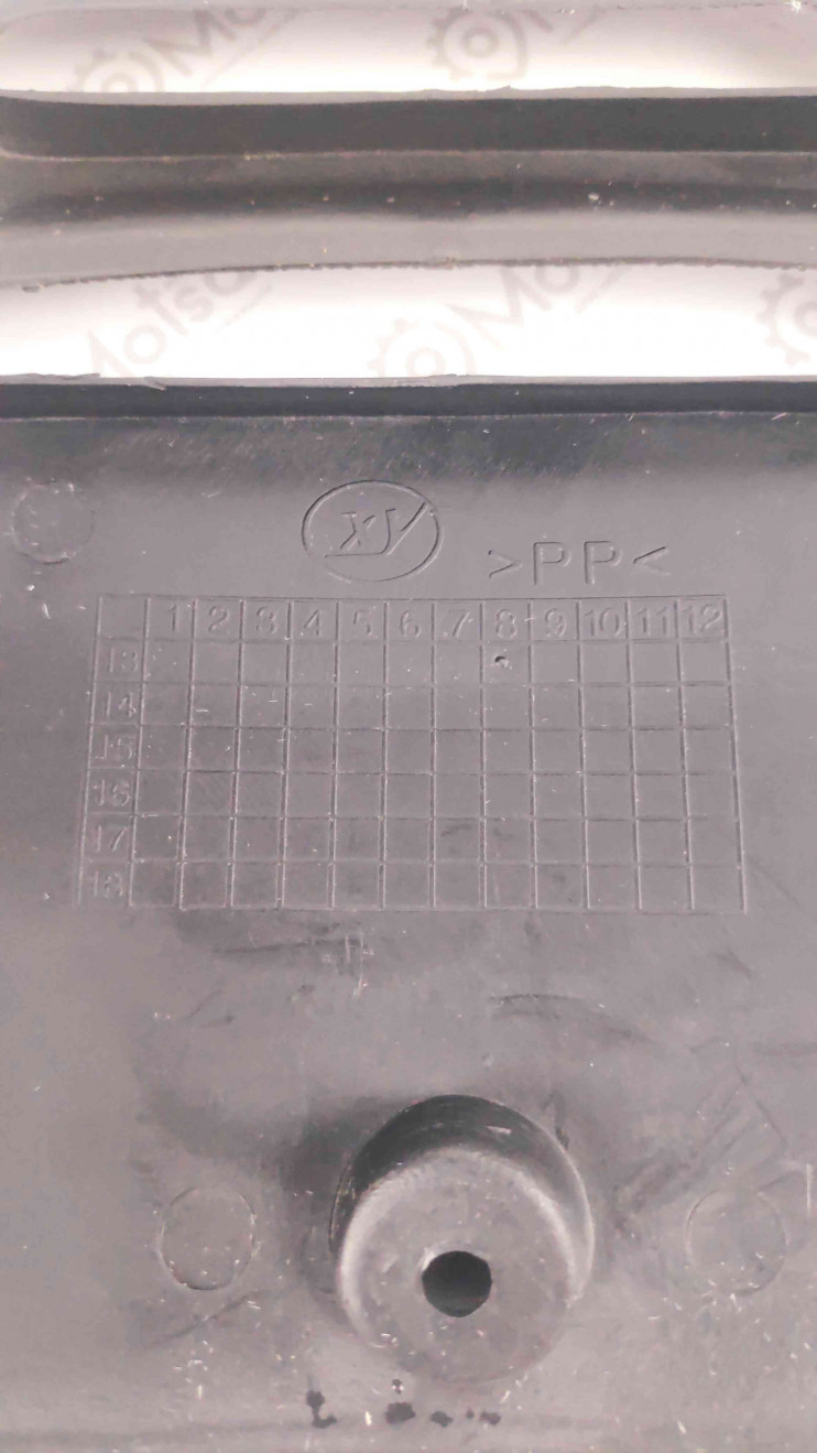 Крышка облицовки подседельного багажника TEMPO