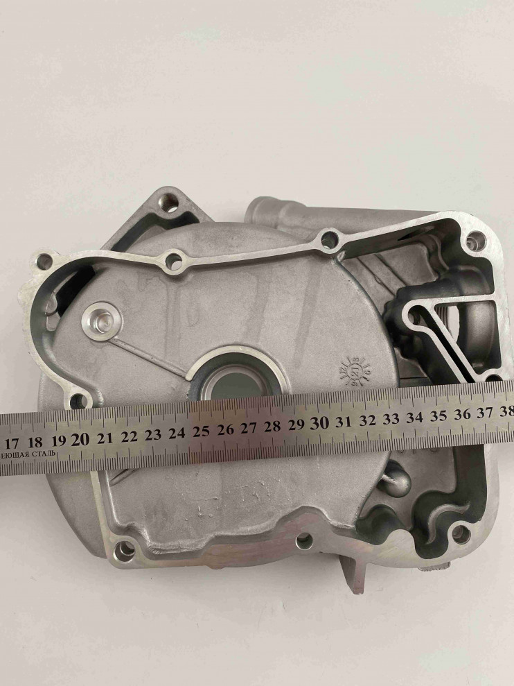 Крышка картера правая 152QMI 157QMJ