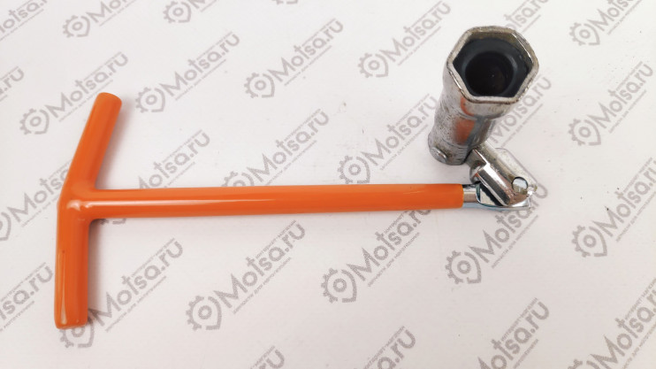 Ключ свечной карданный 16х250мм 10188-ТМ