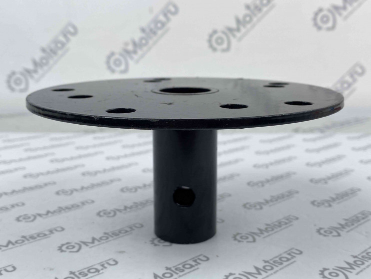 Ступица колеса Крот, Тарпан (универсальная на 4 и 5отв., L=70мм, d пос.=25)