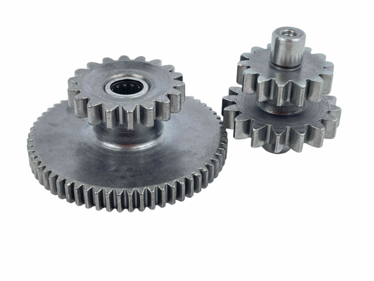 Вал промежуточный электростартера 18/62 14/16 зубов 157FMI