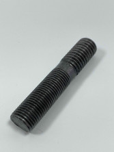 Шпилька Урал крепления цилиндра к картеру короткая