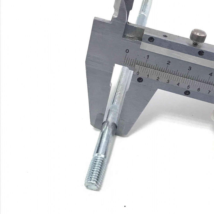 Шпилька головки цилиндра 182F-192F М6х134 17218