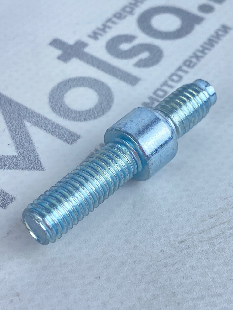 Шпилька шины Stihl 361 660