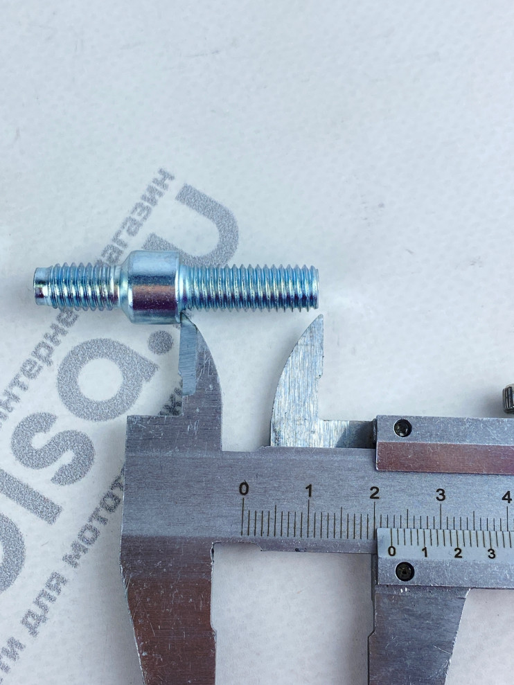 Шпилька шины Stihl 361 660