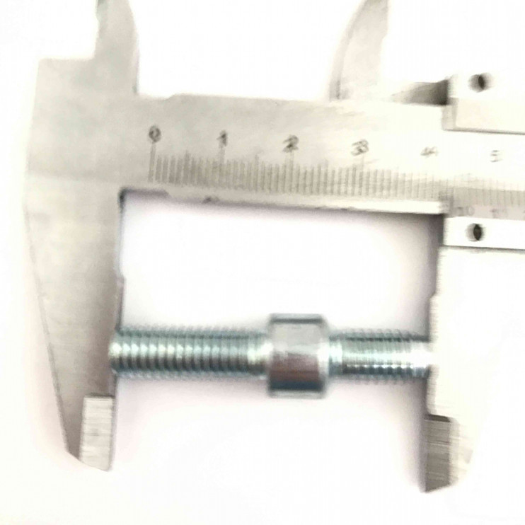 Шпилька шины Stihl 361 660