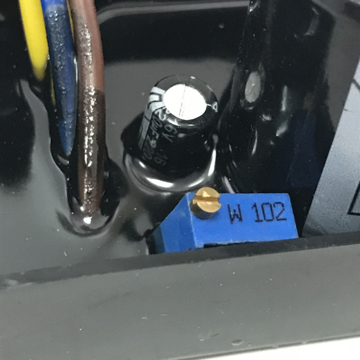 Регулятор напряжения 2.5кВт-3.0кВт BR2800