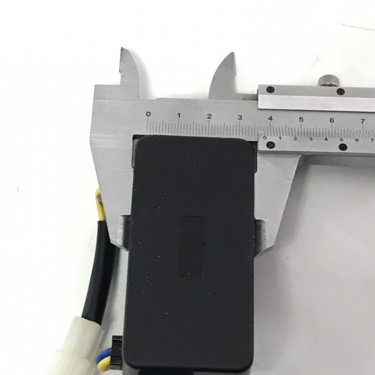 Регулятор напряжения 2.5кВт-3.0кВт BR2800