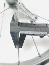 Обод 18 задний железный с втулкой