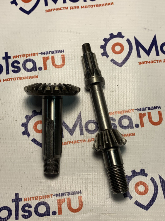 Коническая пара Бензопила простая