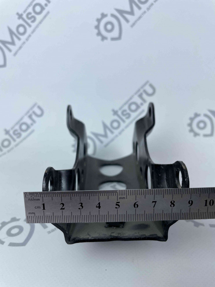 Кронштейн крепления двигателя  мотоцикл Ermak