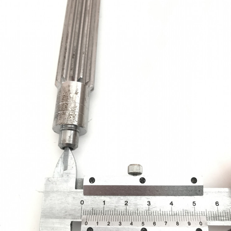 Вал верхний шлицевой редуктора к мотоблоку Нева (входной)(005.47.0315-01)