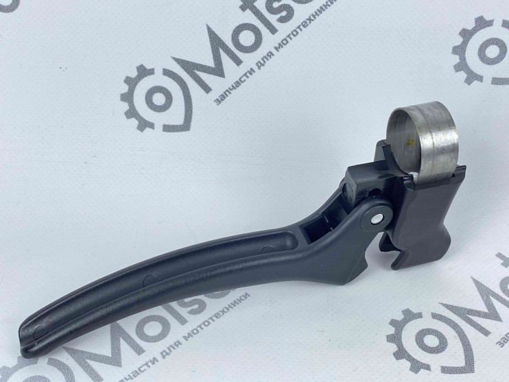 Ручка сцепления пластиковая под узкую бобышку(новая) CHAMPION BC4401,4311,6611/ ВС 8716 (804063)