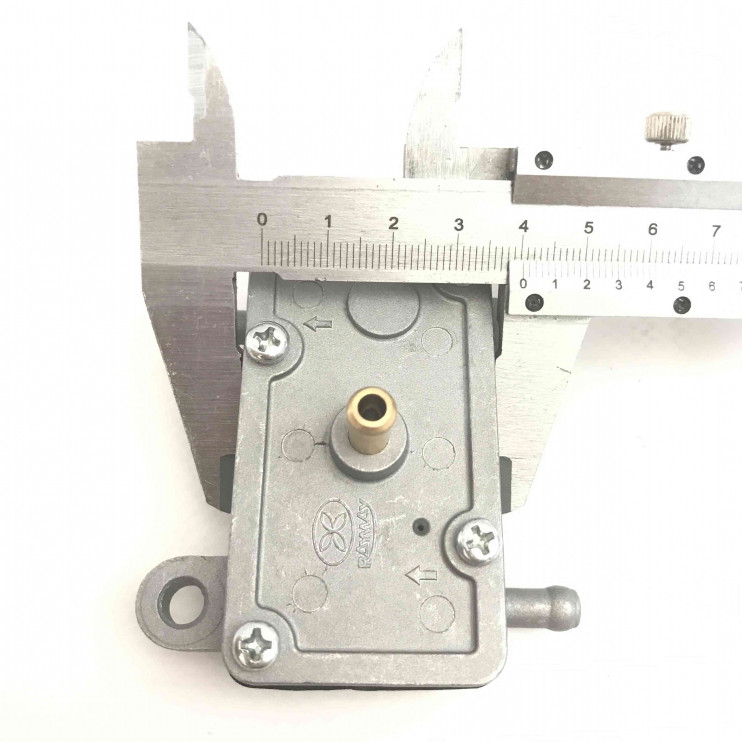 Бензонасос снегоход Рысь 1 карбюратор С40500160