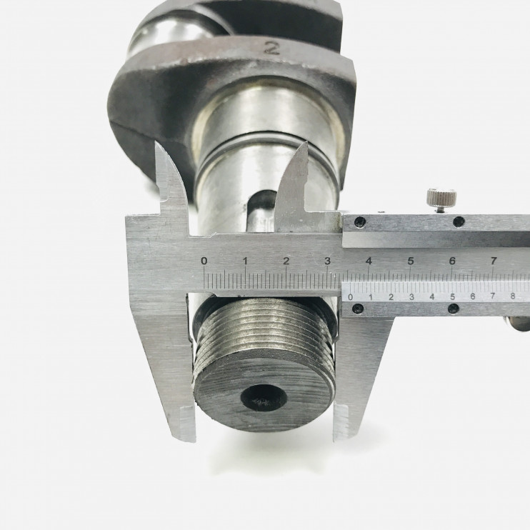 Коленвал двигателя R180