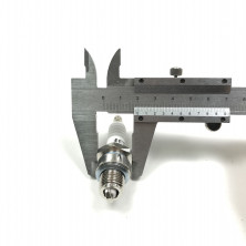 Свеча HONDA E6TC (аналог NGK BP6HS, А17В) (скутер 2х такт. двиг., Honda Dio)