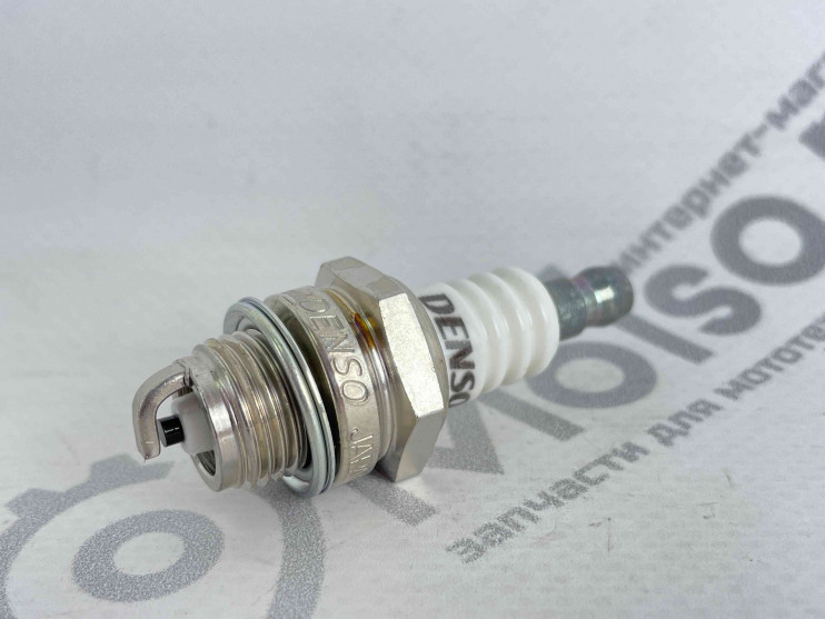 Свеча DENSO W22MPR U 6043 аналог NGK BPMR7A бензопилы мотокосы