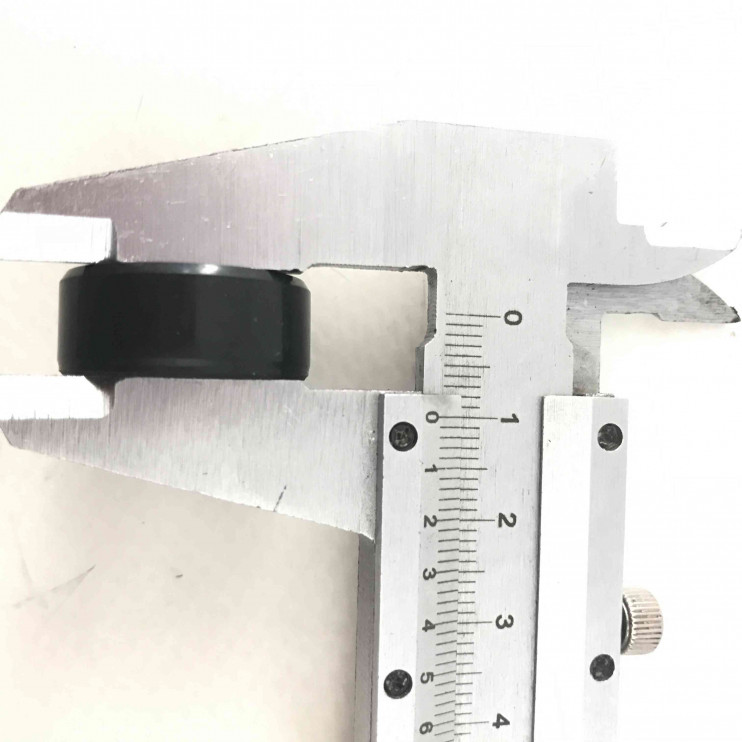 Сальник 11,6*24*10