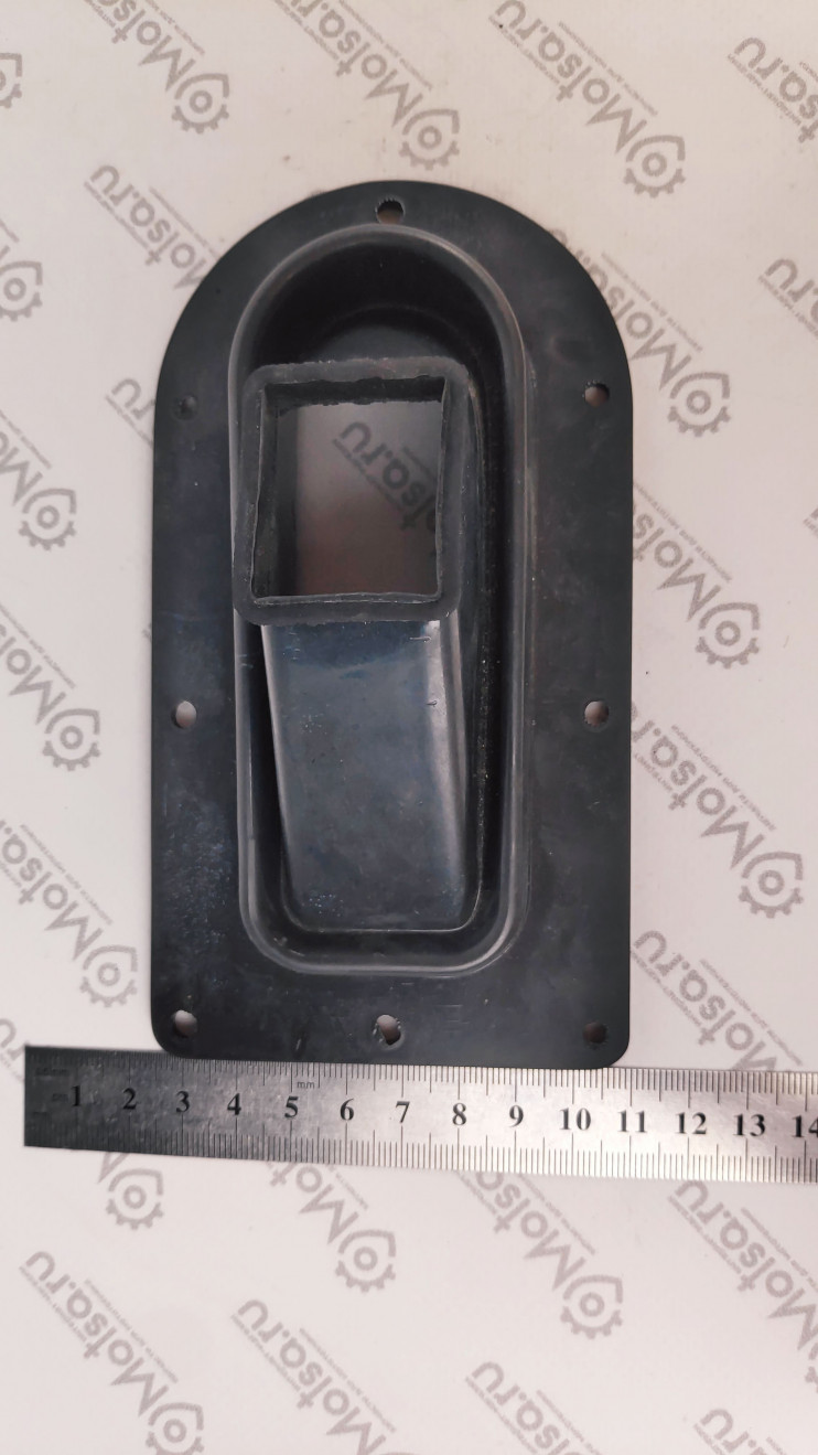 Пыльник носка Рысь передний  113.01.000.077