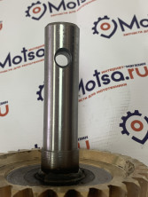 Вал Тарпан нижний с шестерней (бронза) редуктора №3 (32 зубов)