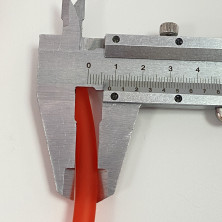 Бензошланг скутер, мопед СИЛИКОН красный d=84 mm 1м