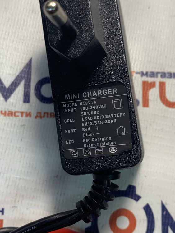 Зарядное устройство 12 В 2.5-20 ач  1000 мА