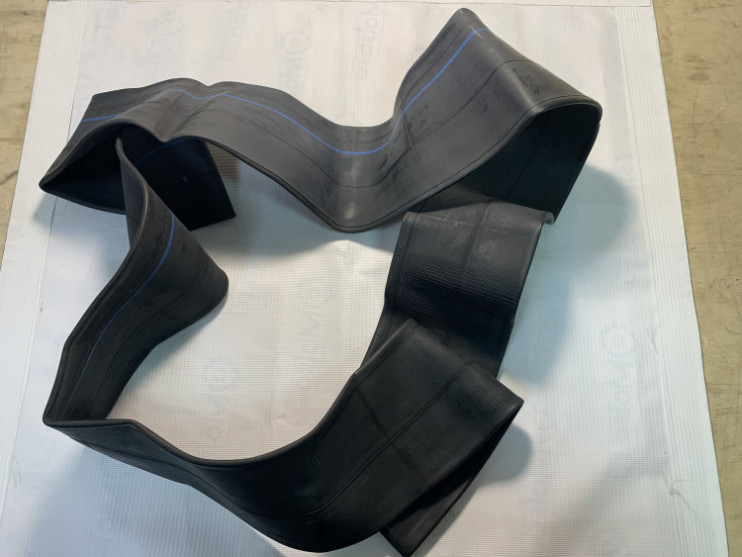 Велокамера 26 26x4.00 автониппель фэтбайк