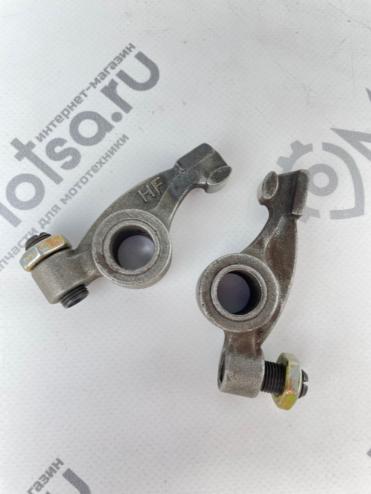 Коромысла ГРМ двигателя R190, R195 (ПАРА)